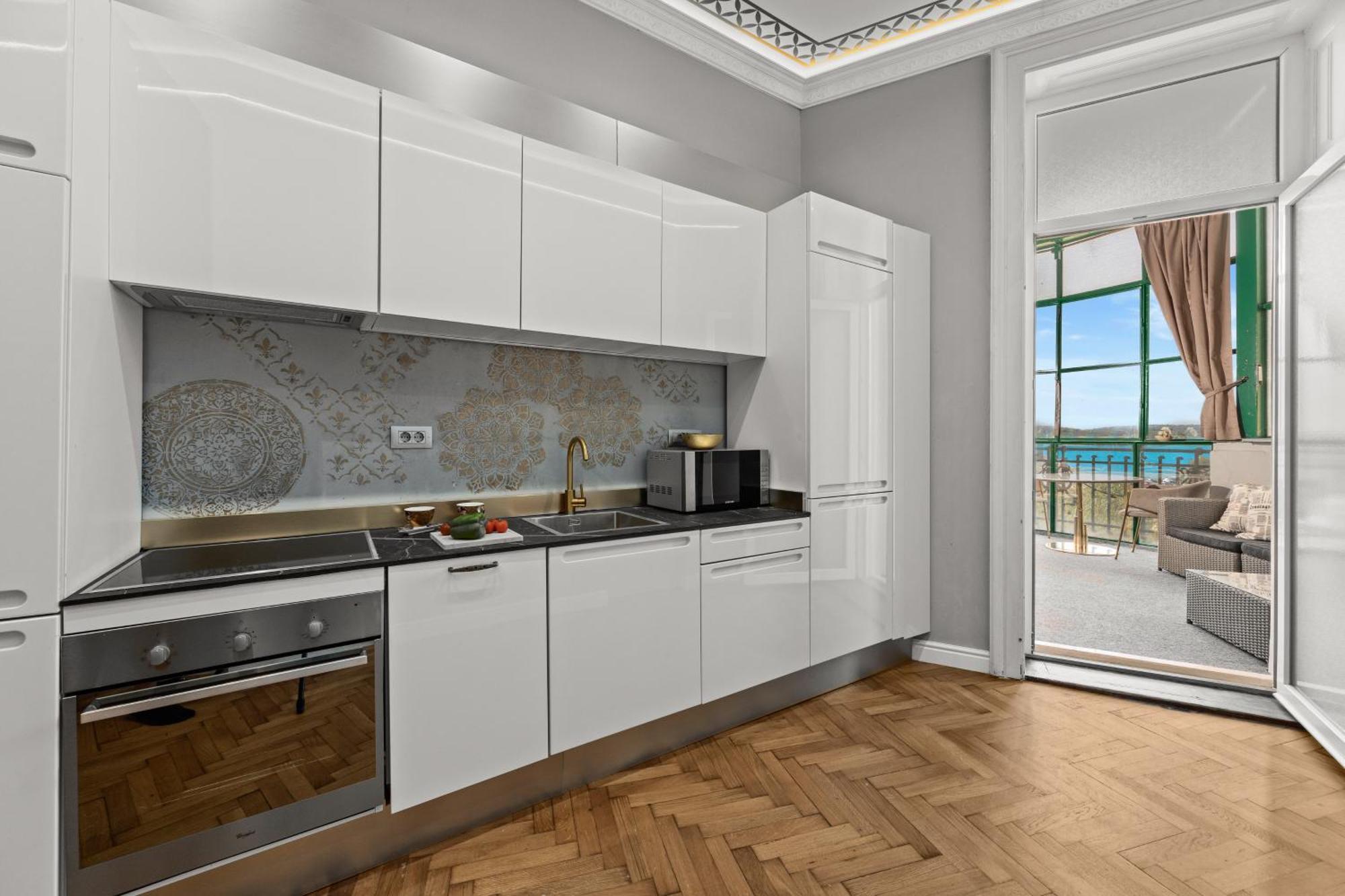 Apartment Muenz Luxurious Pula