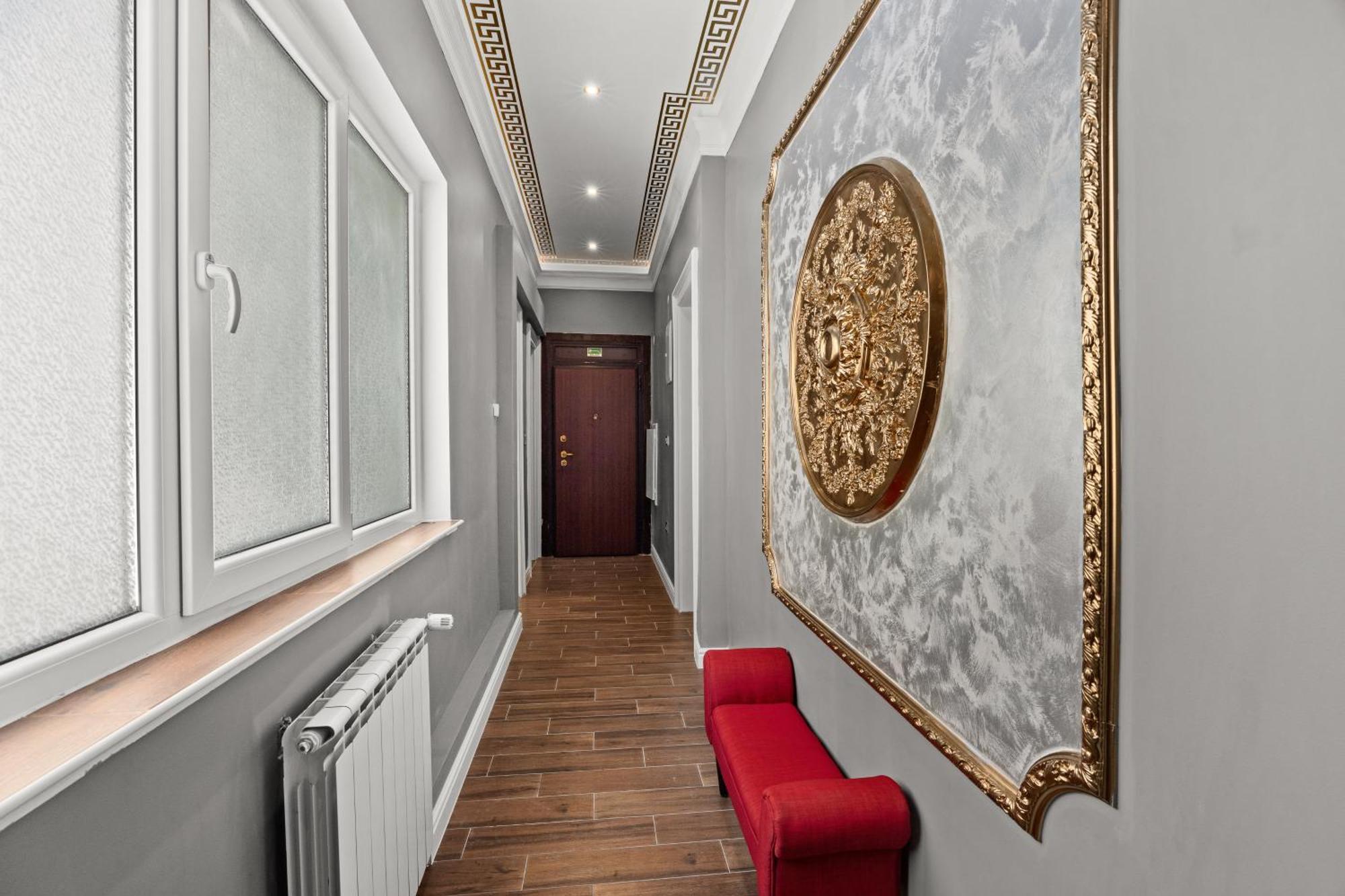 Muenz Luxurious Apartment Pula